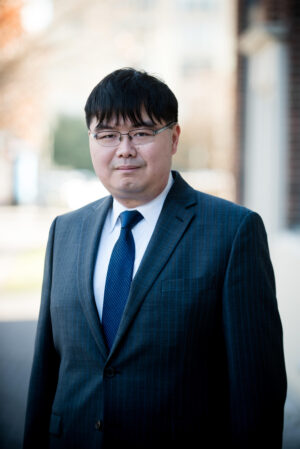 Arnie Cavazos, George King & Emily Wall Co-Author Norton’s Fifth Circuit Review